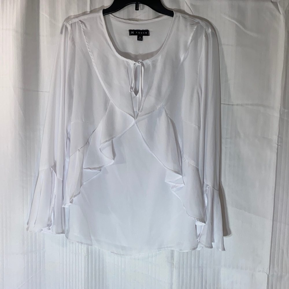 NWT  N Touch White blouse size medium